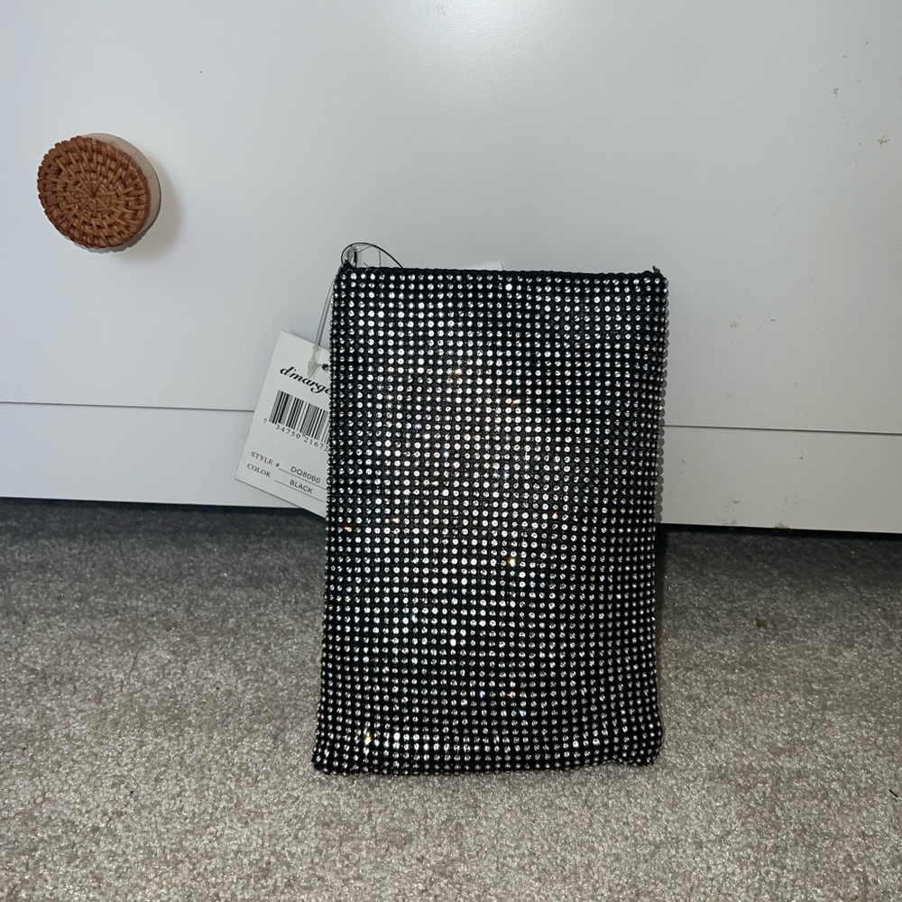 d'margeaux Black and Silver Sparkly Beaded Clutch